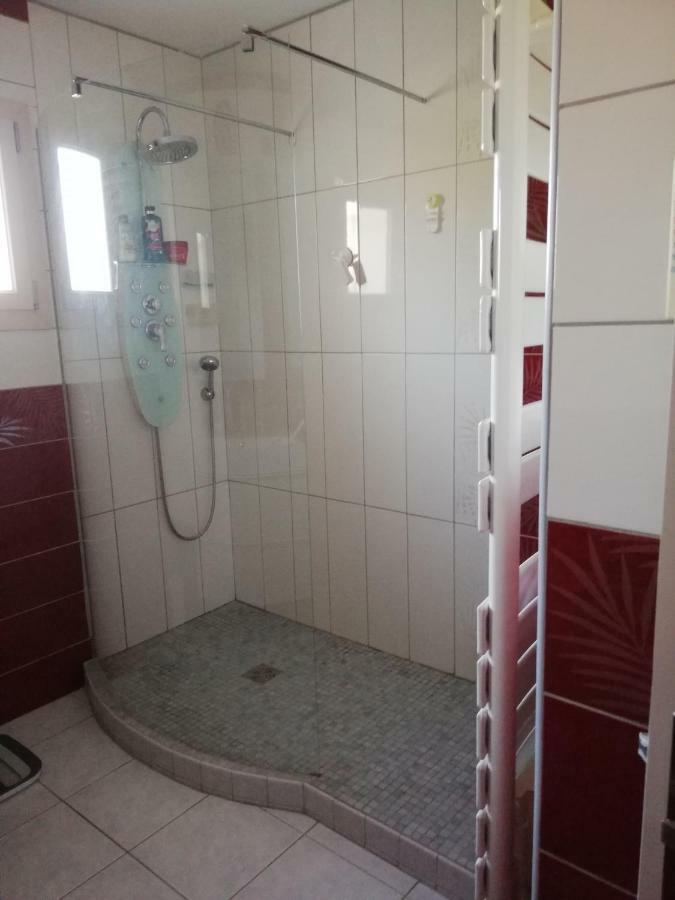 Chambre Privee Calme,Campagne,Etape,Deplacement Pro,Abri Moto Velo,Parking Vaux-sur-Vienne Екстериор снимка